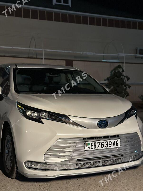 Toyota Sienna 2021 - 560 000 TMT - Aşgabat - img 4
