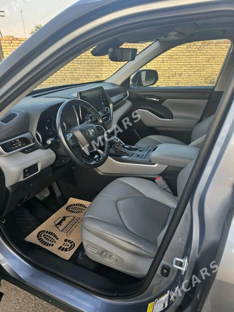 Toyota Highlander 2021 - 540 000 TMT - Туркменабат - img 9