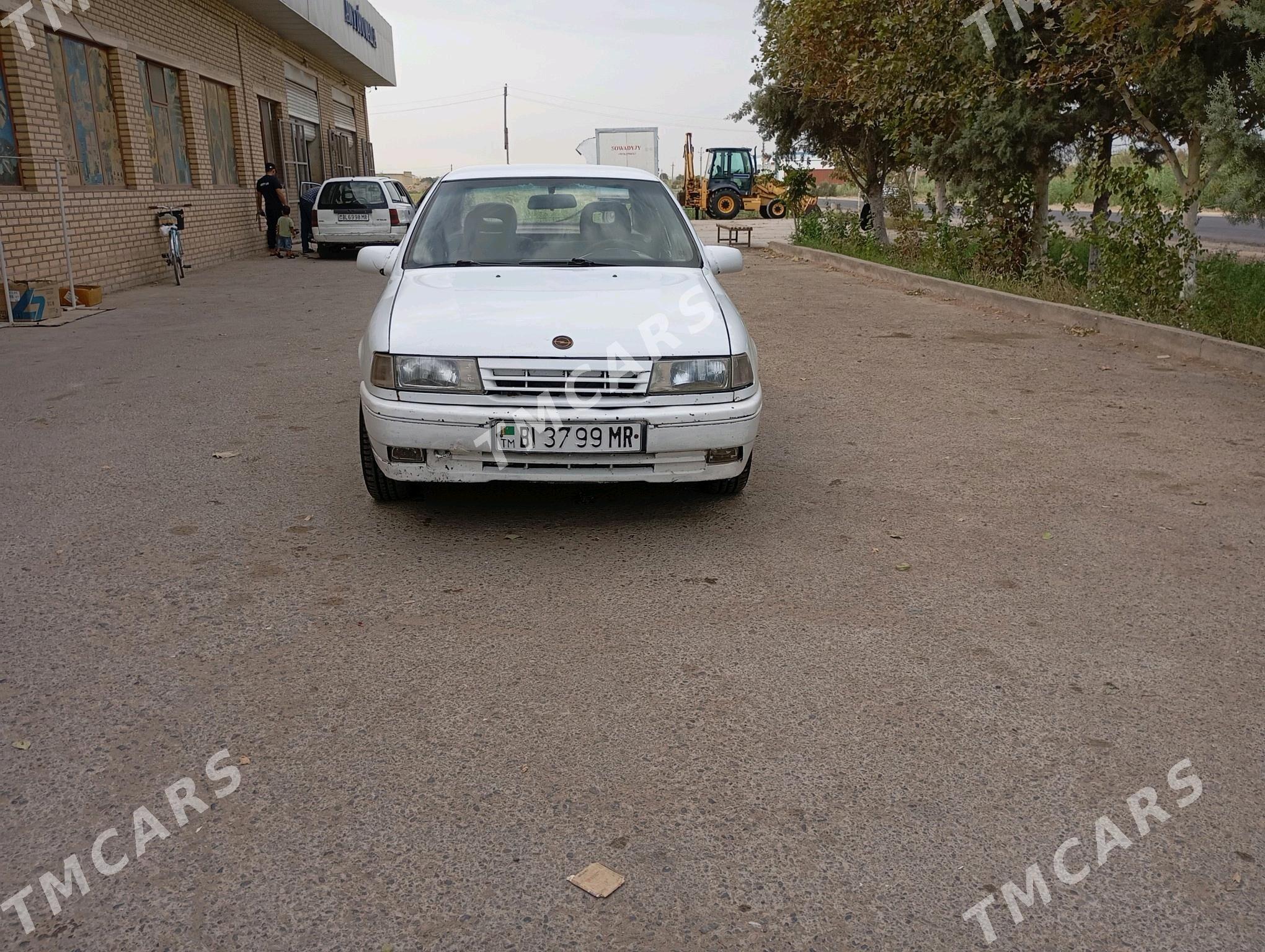 Opel Vectra 1990 - 25 000 TMT - Мары - img 8