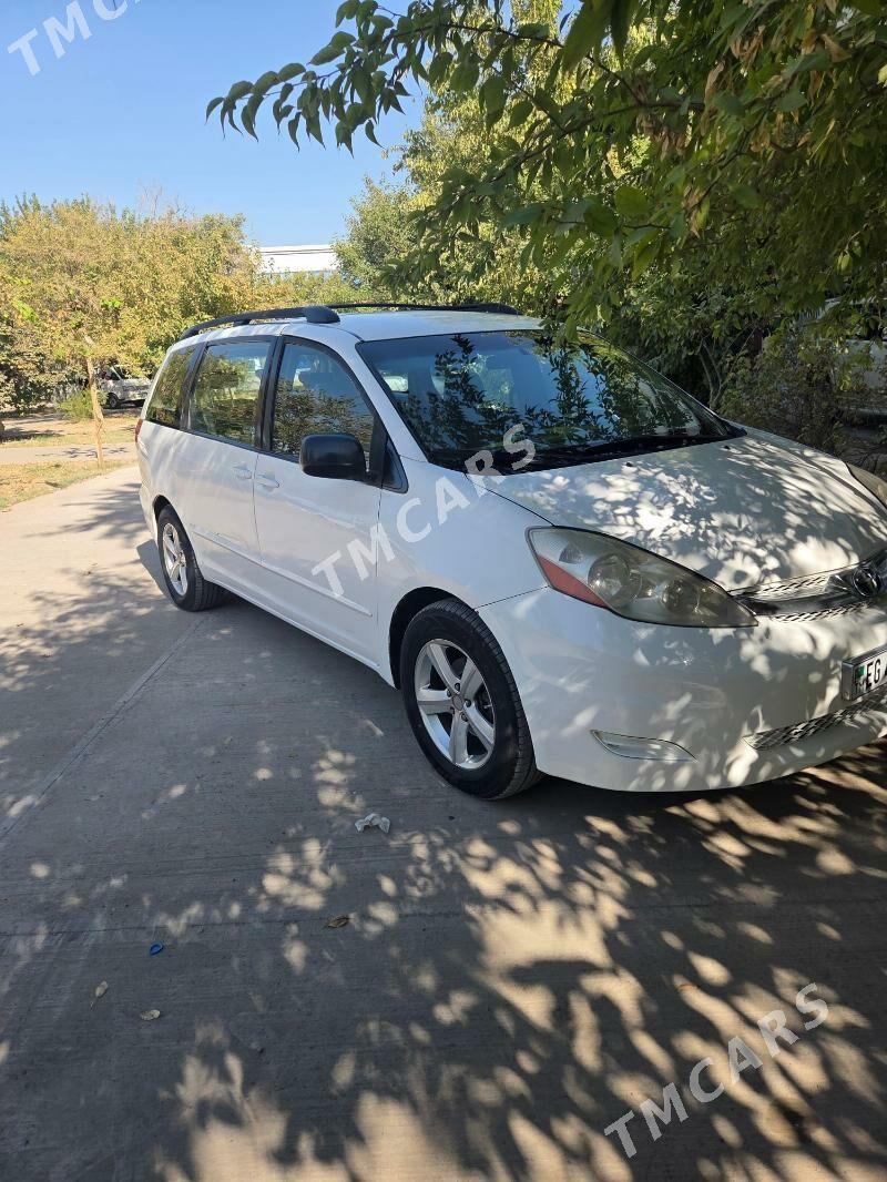 Toyota Sienna 2008 - 215 000 TMT - Мары - img 3