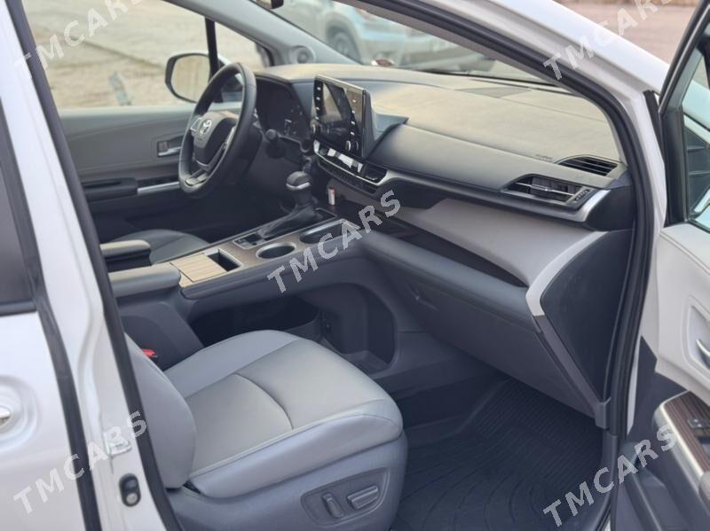 Toyota Sienna 2021 - 490 000 TMT - Балканабат - img 6