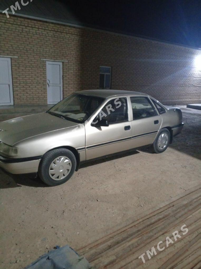Opel Vectra 1991 - 27 000 TMT - Мары - img 2