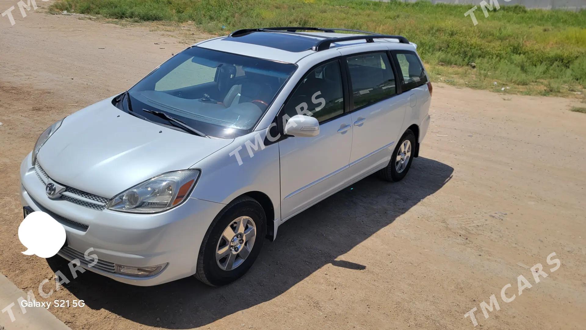 Toyota Sienna 2004 - 230 000 TMT - Мары - img 3