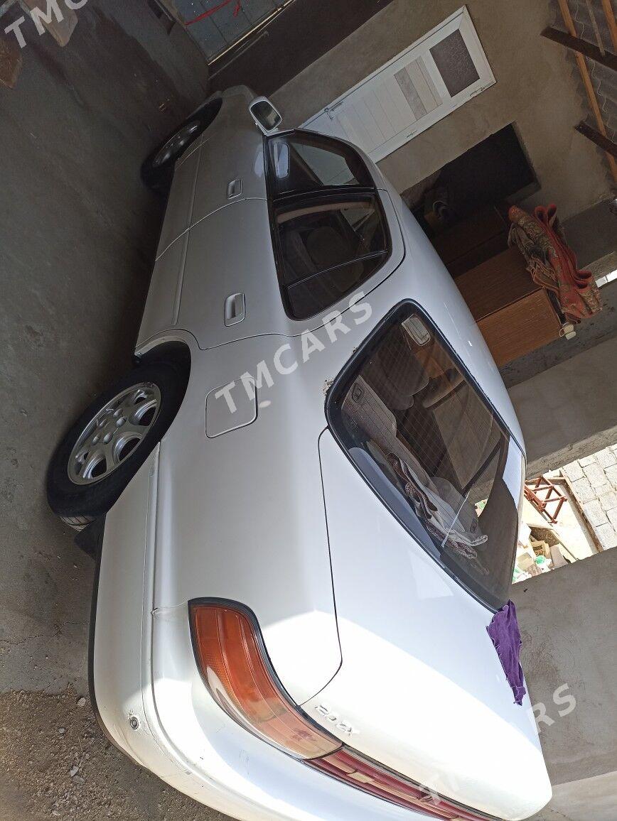 Toyota Camry 1990 - 40 000 TMT - Балканабат - img 2