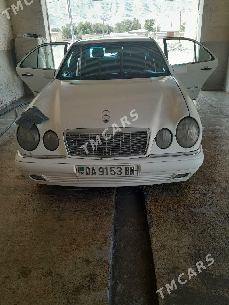 Mercedes-Benz C320 1998 - 65 000 TMT - Берекет - img 5