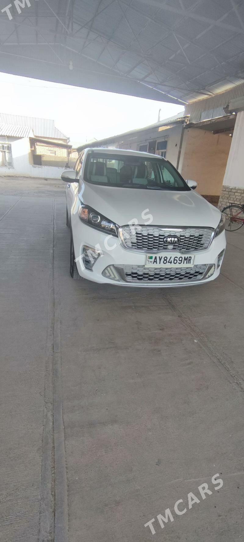 Kia Sorento 2019 - 265 000 TMT - Туркменгала - img 4