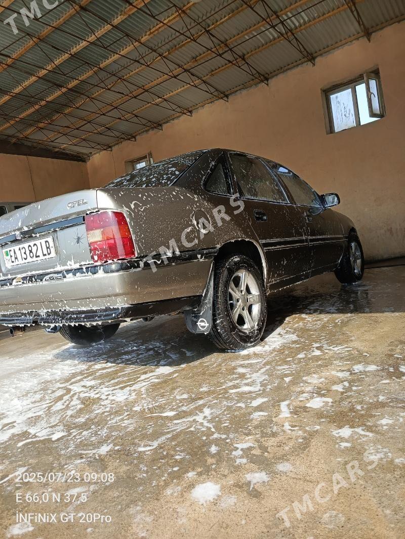 Opel Vectra 1990 - 28 000 TMT - Койтендаг - img 2