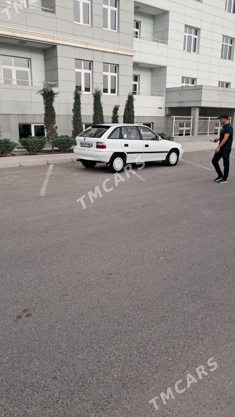 Opel Astra 1991 - 50 000 TMT - Mary - img 3