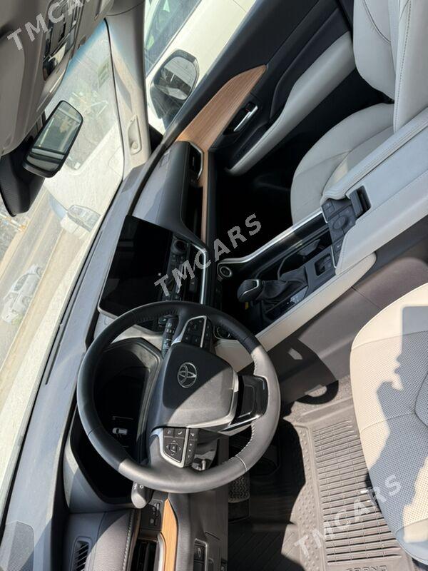 Toyota Grand Highlander 2023 - 920 000 TMT - Ашхабад - img 2