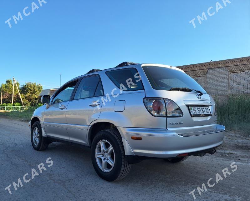 Lexus RX 300 2003 - 230 000 TMT - Дашогуз - img 5