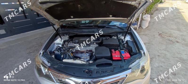 Toyota Camry 2012 - 200 000 TMT - Şabat etr. - img 1