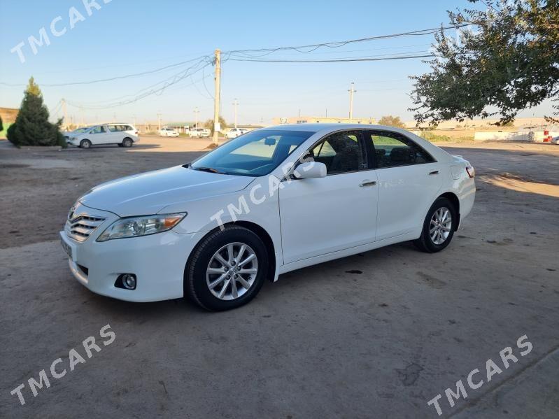 Toyota Camry 2011 - 220 000 TMT - Gubadag - img 3