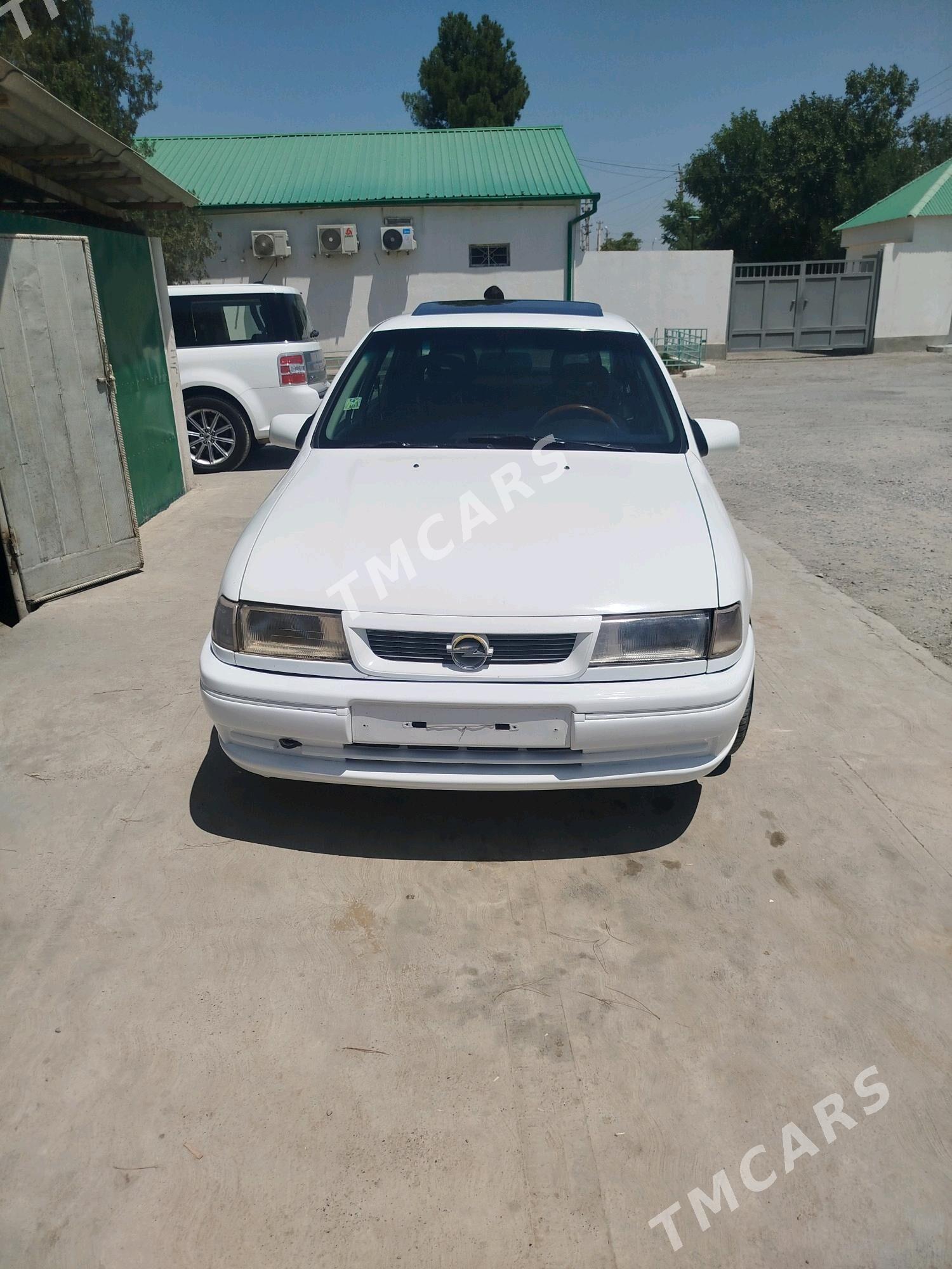 Opel Vectra 1993 - 35 000 TMT - Tejen - img 2