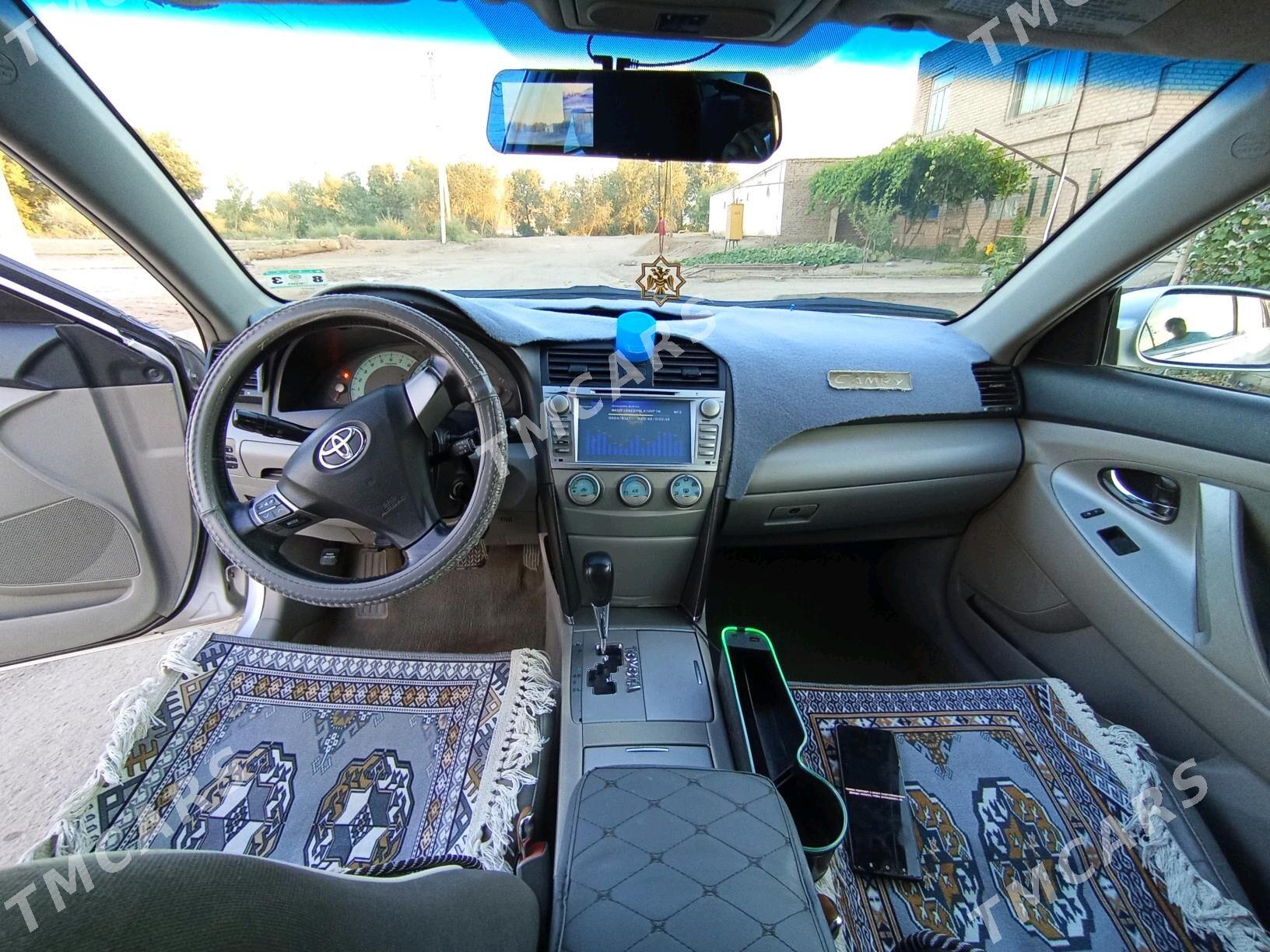 Toyota Camry 2009 - 180 000 TMT - Кёнеургенч - img 3