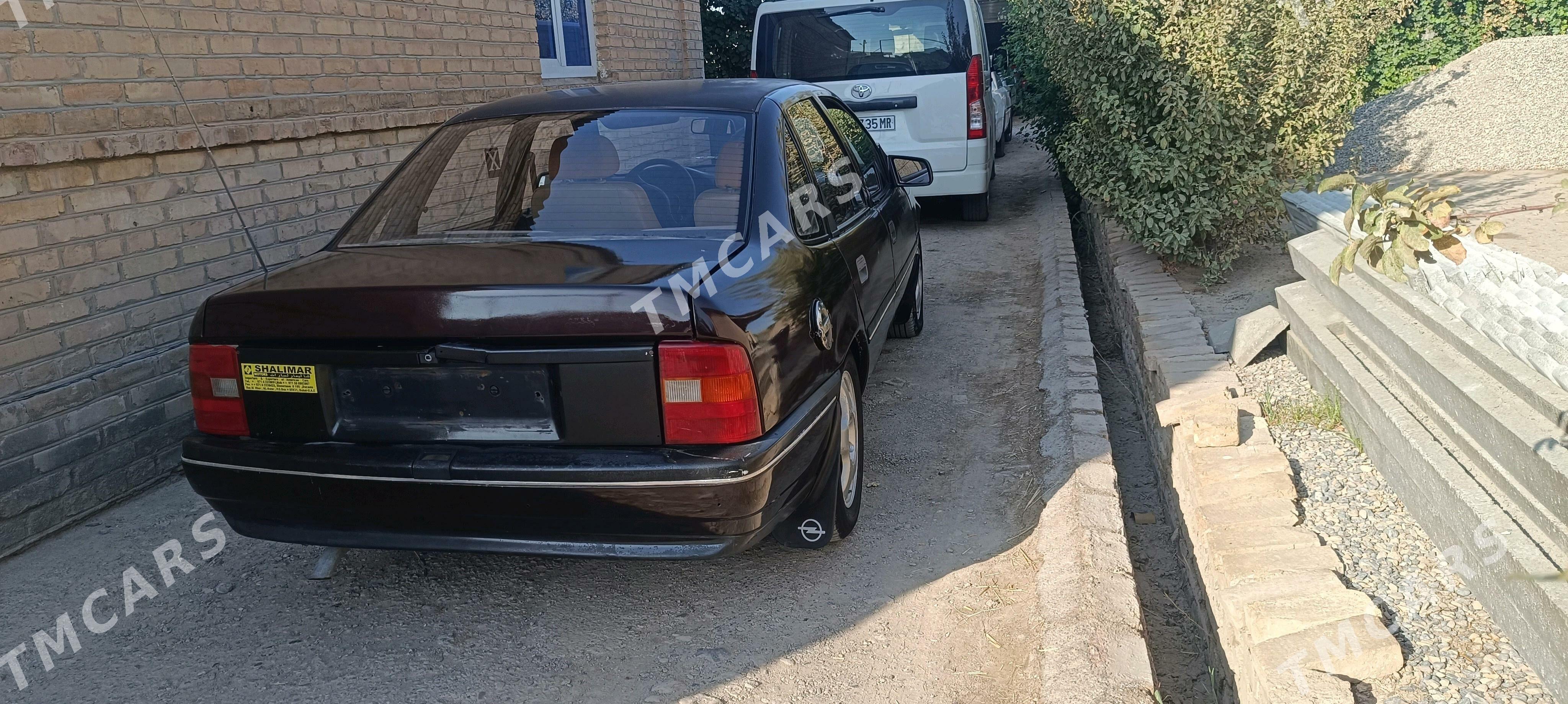Opel Vectra 1992 - 22 000 TMT - Мары - img 4