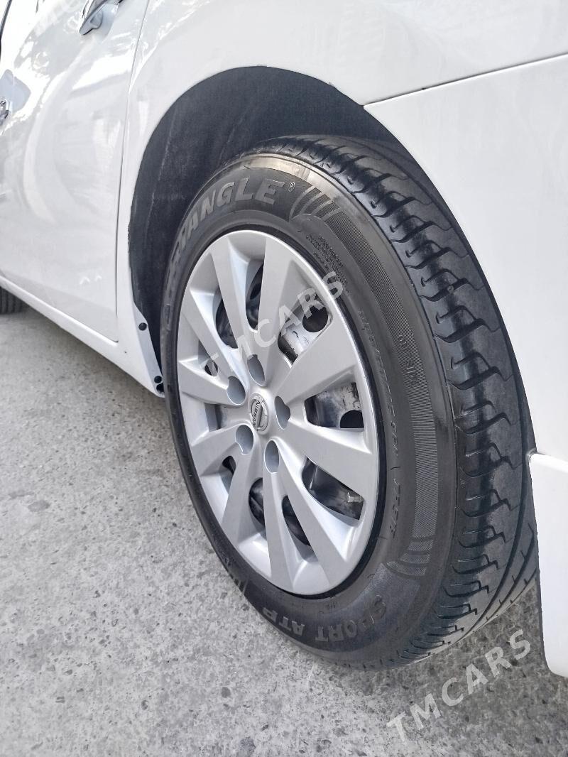 Nissan Sentra 2018 - 155 000 TMT - Бузмеин - img 2