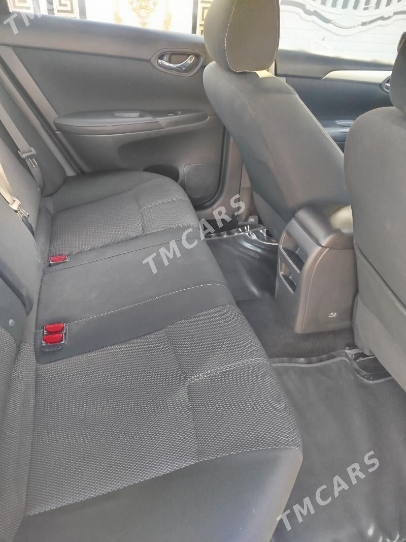 Nissan Sentra 2018 - 155 000 TMT - Бузмеин - img 3