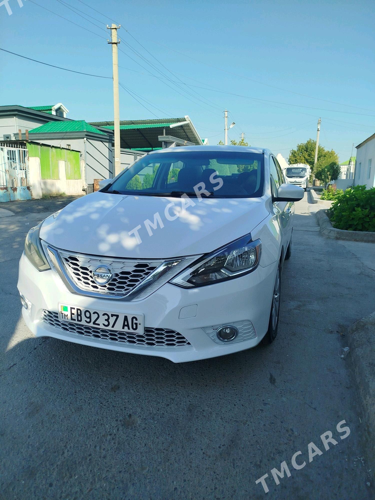 Nissan Sentra 2018 - 155 000 TMT - Бузмеин - img 9