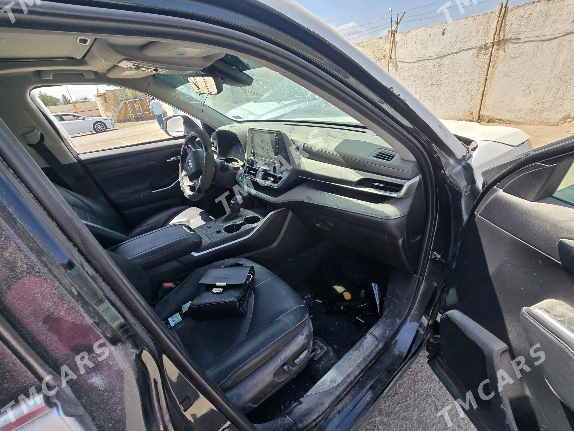 Toyota Highlander 2022 - 413 000 TMT - Мары - img 2