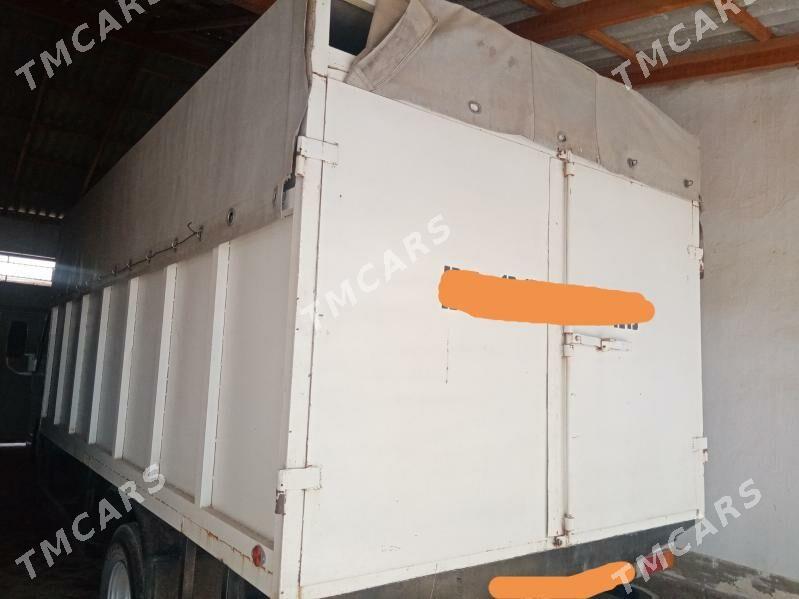 Mitsubishi Canter 2009 - 280 000 TMT - Halaç - img 3