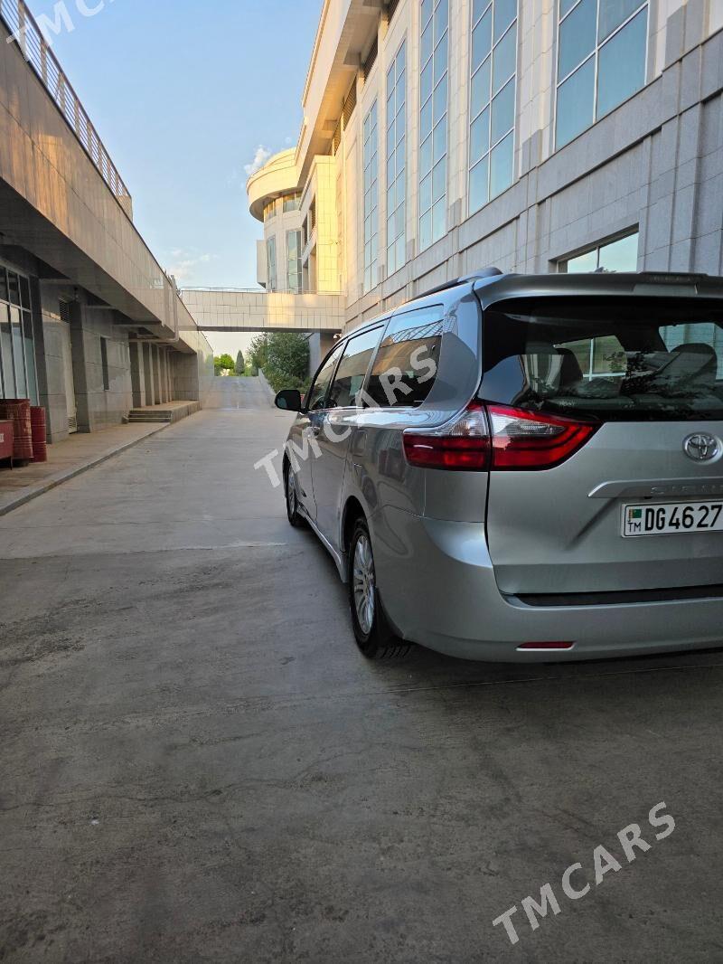 Toyota Sienna 2020 - 430 000 TMT - Анев - img 3