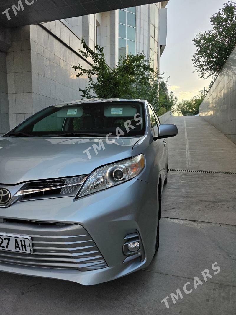Toyota Sienna 2020 - 430 000 TMT - Анев - img 5