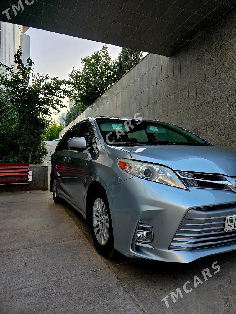 Toyota Sienna 2020 - 430 000 TMT - Анев - img 7