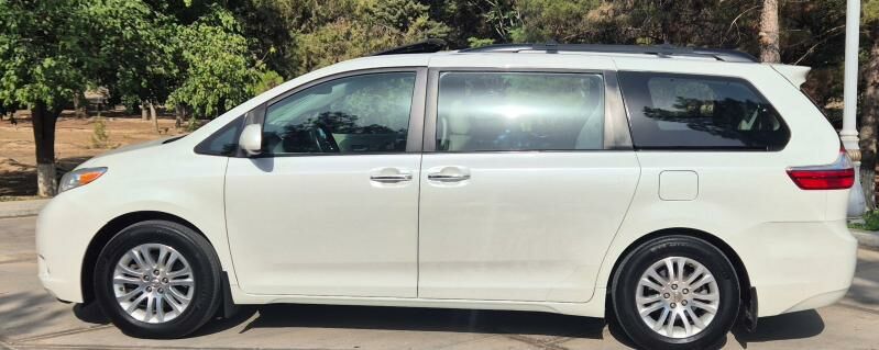 Toyota Sienna 2015 - 385 000 TMT - Ашхабад - img 3