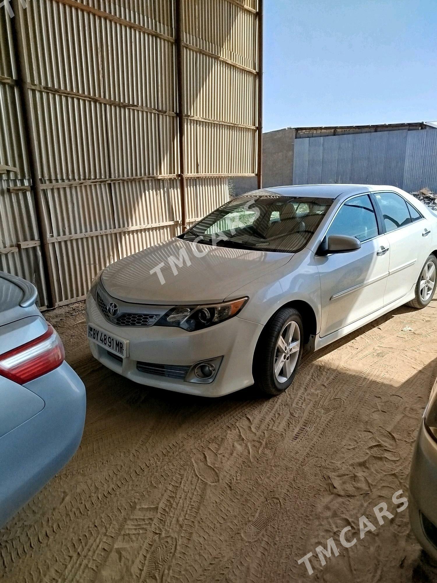 Toyota Camry 2012 - 210 000 TMT - Байрамали - img 4