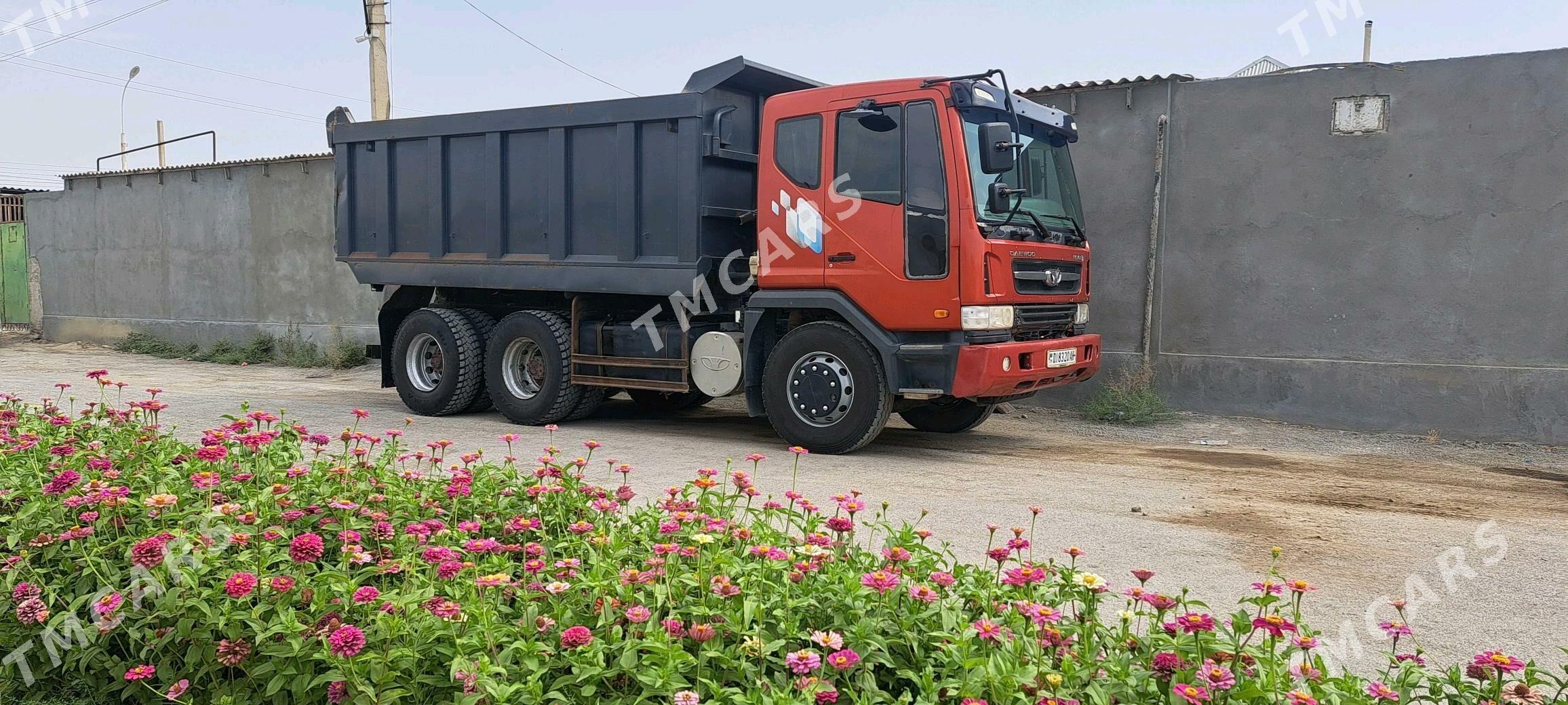Kamaz 6520 2014 - 350 000 TMT - Bäherden - img 4