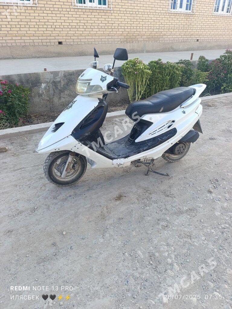 Fekon FK150-8G 2022 - 4 000 TMT - Дянев - img 3
