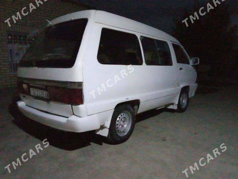 Toyota Town Ace 1992 - 35 000 TMT - Теджен - img 3