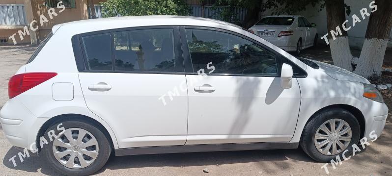 Nissan Versa 2012 - 135 000 TMT - 8 мкр - img 3