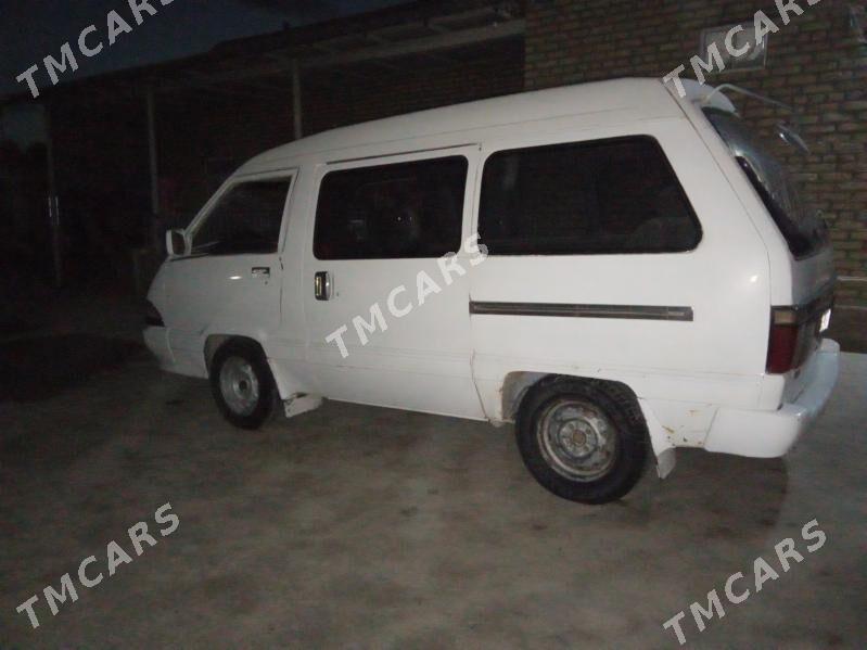 Toyota Town Ace 1992 - 35 000 TMT - Теджен - img 2