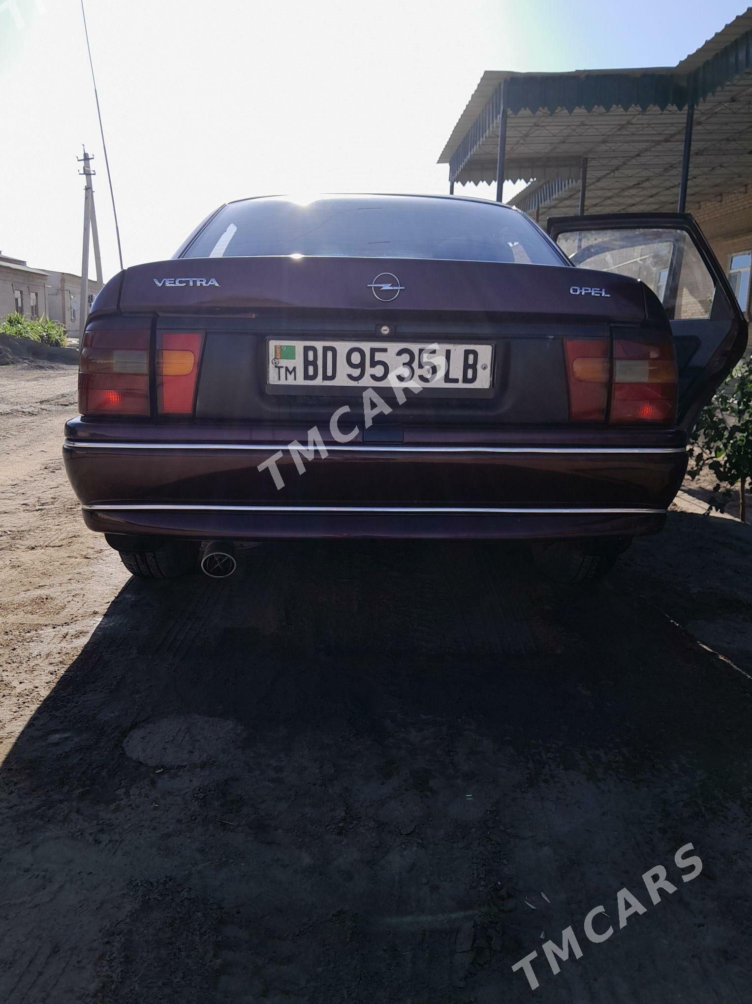 Opel Vectra 1991 - 35 000 TMT - Фарап - img 2