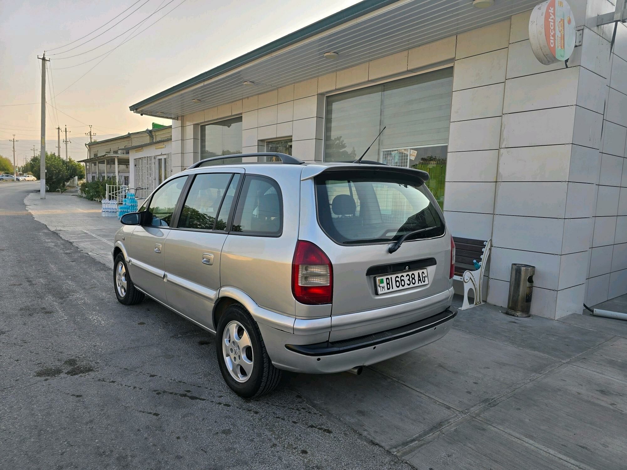 Opel Zafira 2004 - 107 000 TMT - Aşgabat - img 3