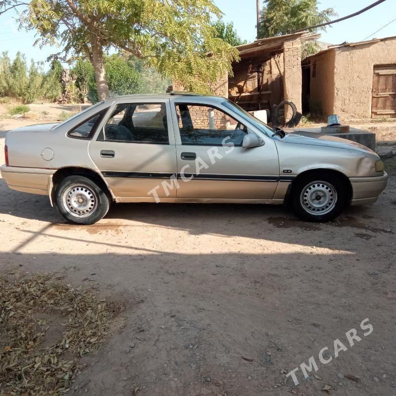 Opel Vectra 1992 - 23 000 TMT - Байрамали - img 9