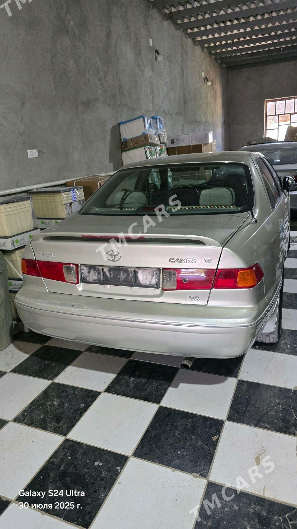 Toyota Camry 2000 - 125 000 TMT - Köneürgenç - img 3