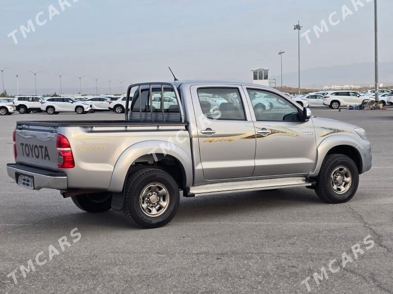 Toyota Hilux 2015 - 440 000 TMT - "Altyn Asyr" Gündogar bazary (Jygyllyk) - img 8