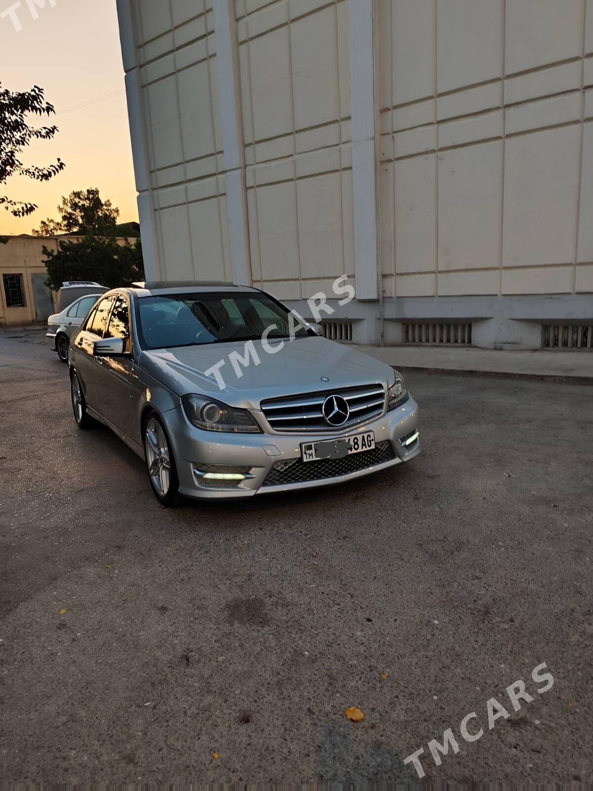 Mercedes-Benz C300 2012 - 205 000 TMT - Aşgabat - img 3
