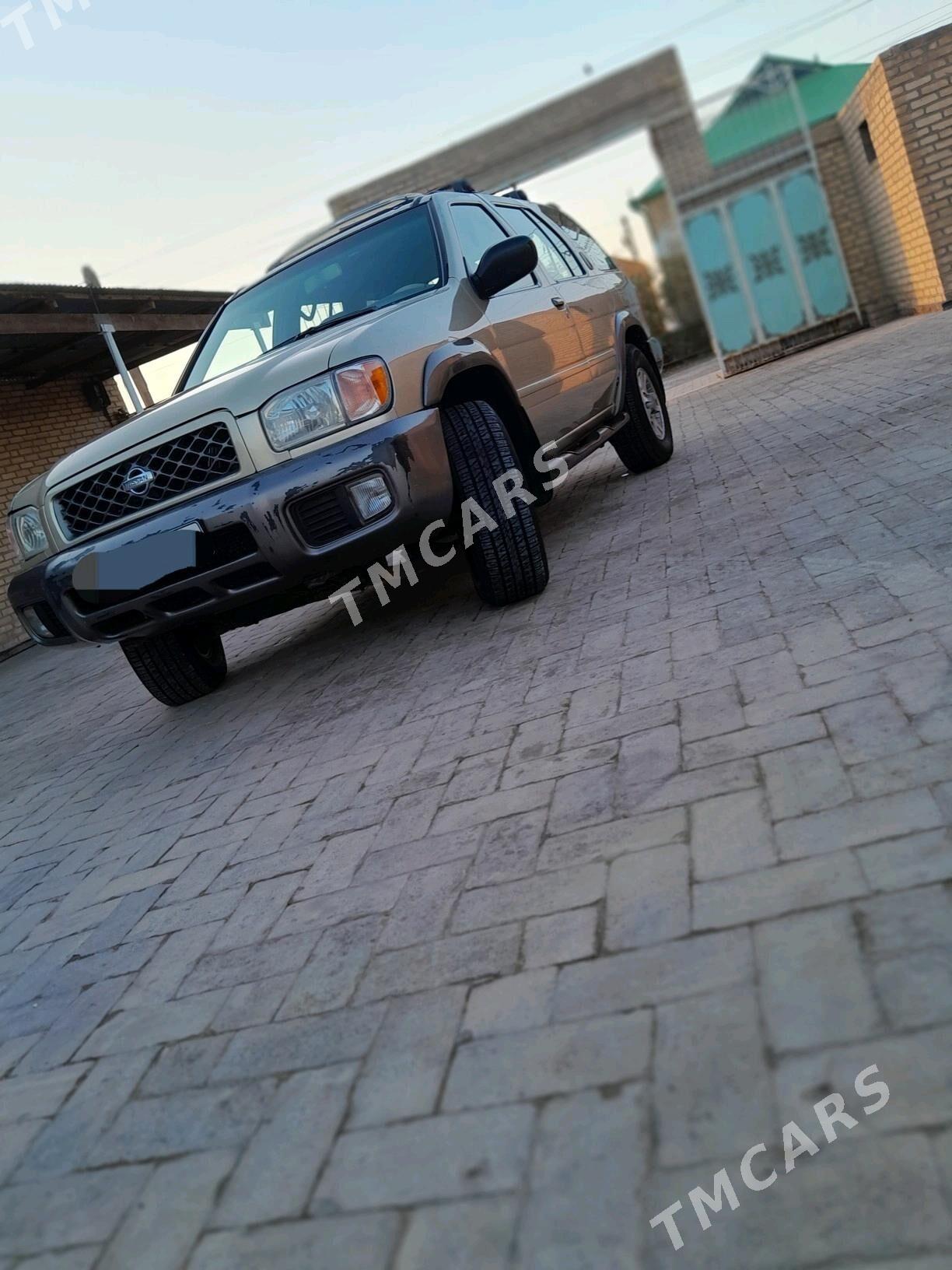 Nissan Pathfinder 2000 - 110 000 TMT - Baýramaly - img 4