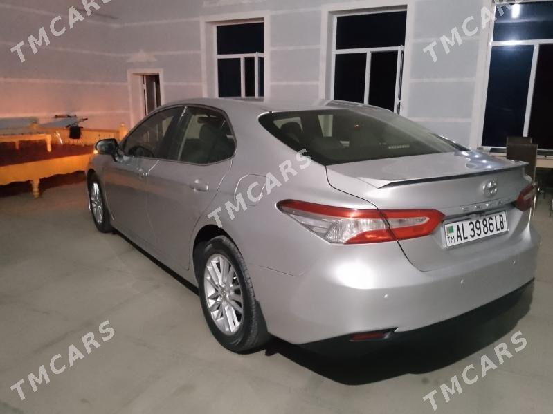 Toyota Camry 2019 - 260 000 TMT - Türkmenabat - img 4