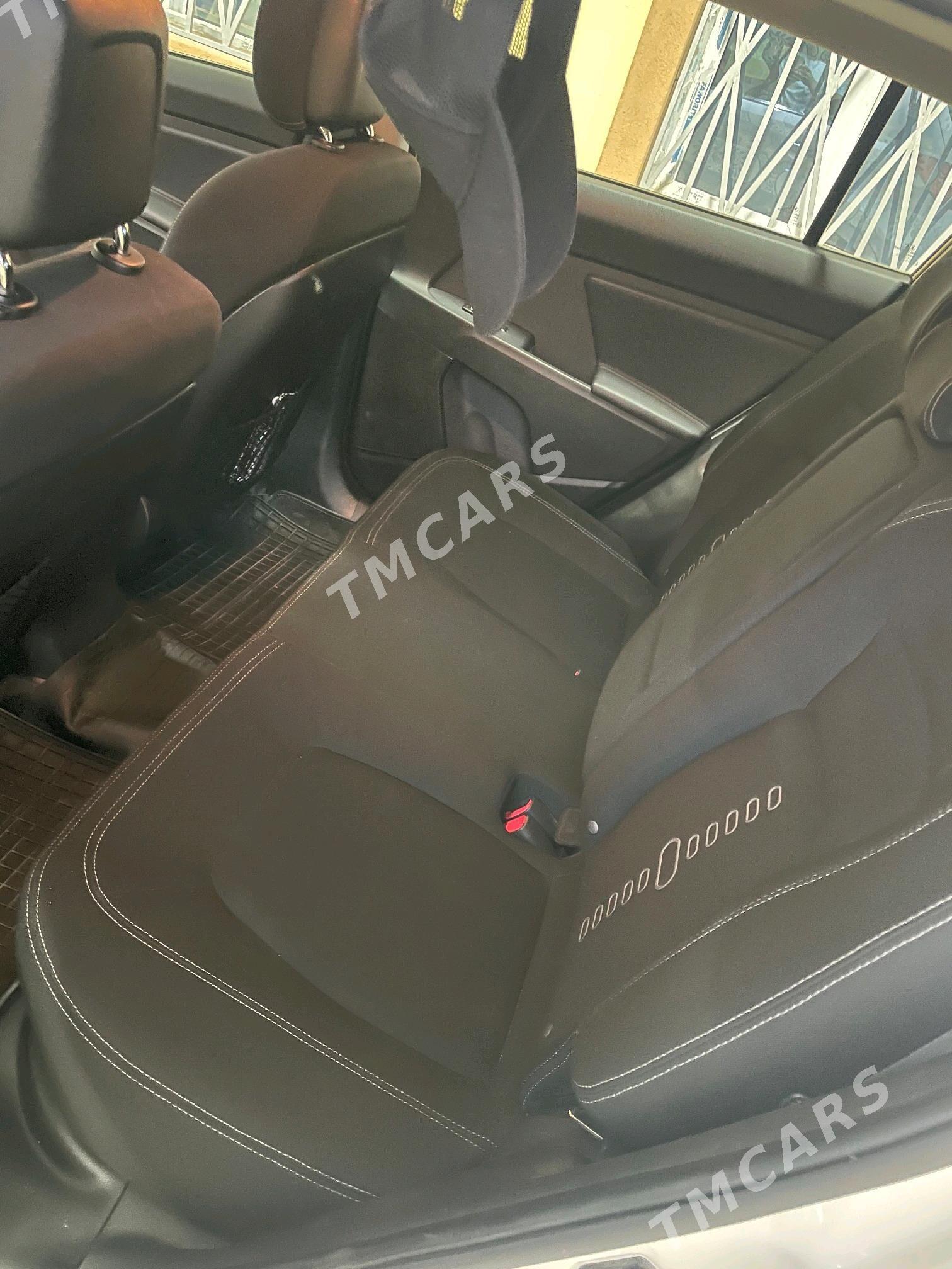 Kia Sportage 2013 - 215 000 TMT - Aşgabat - img 2