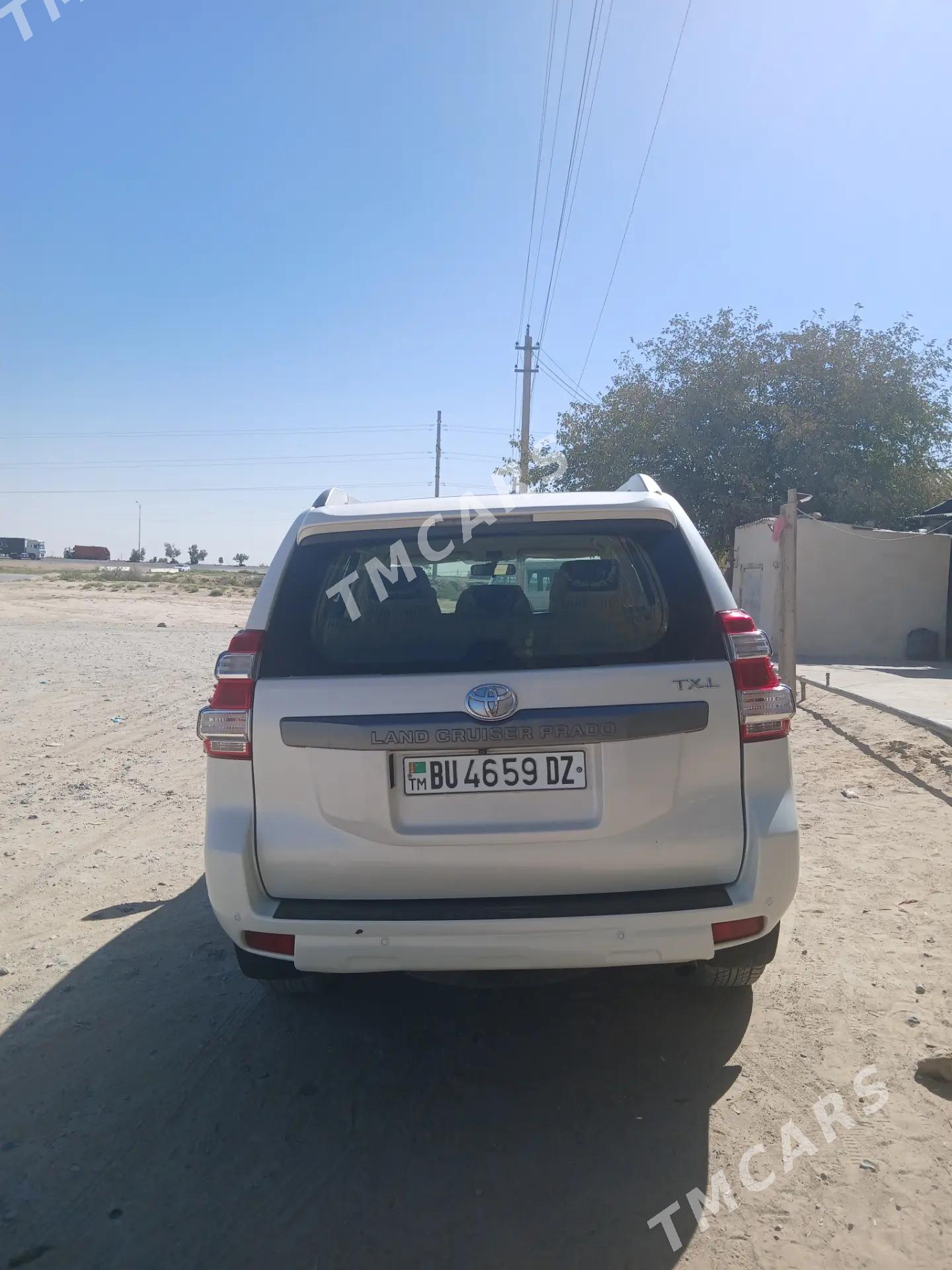 Toyota Land Cruiser Prado 2015 - 650 000 TMT - Daşoguz - img 4