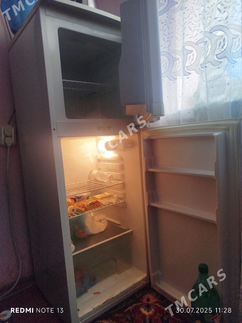 холодильник холодильник - Мир 7 - img 2