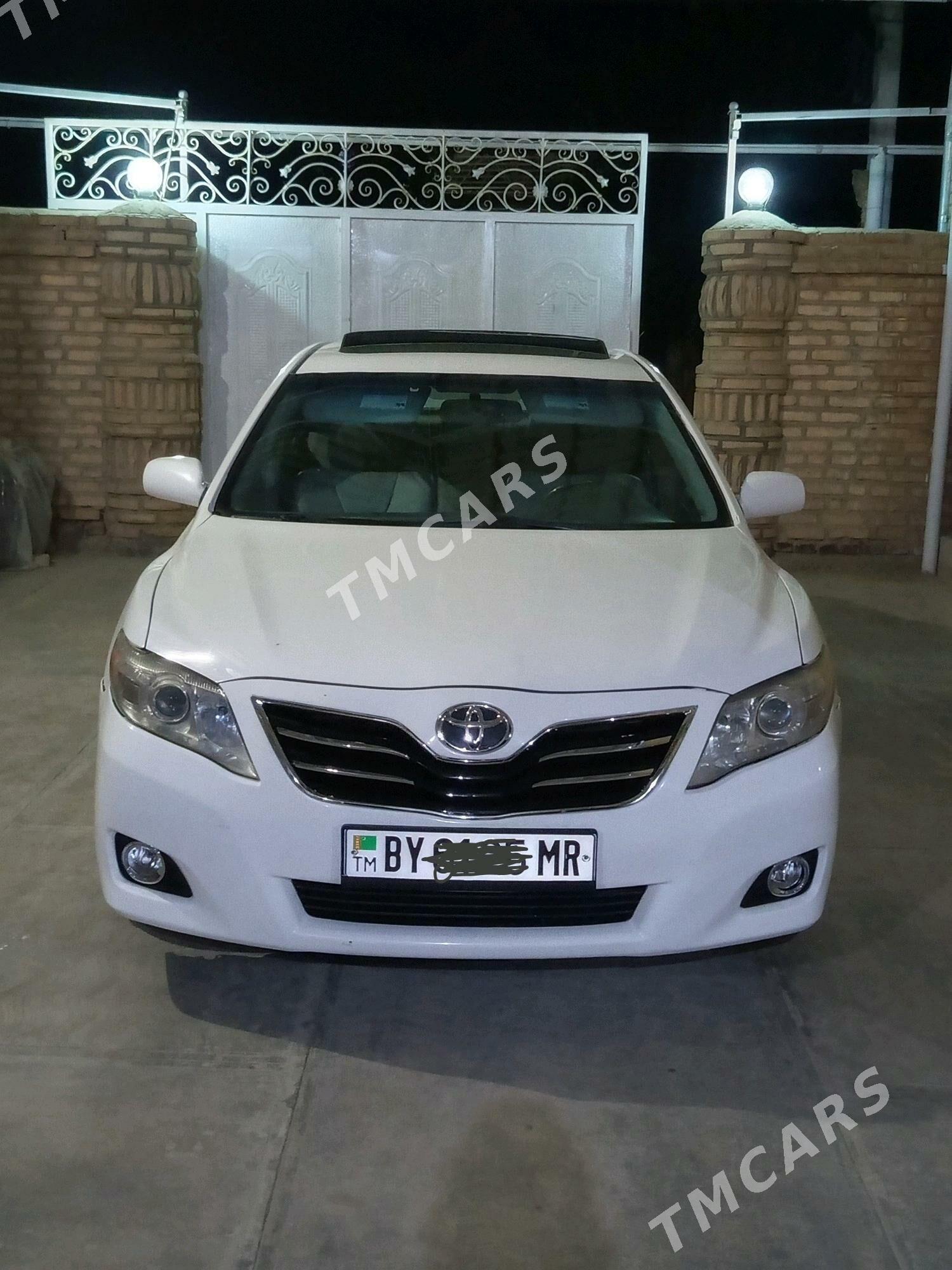 Toyota Camry 2010 - 195 000 TMT - Мургап - img 3