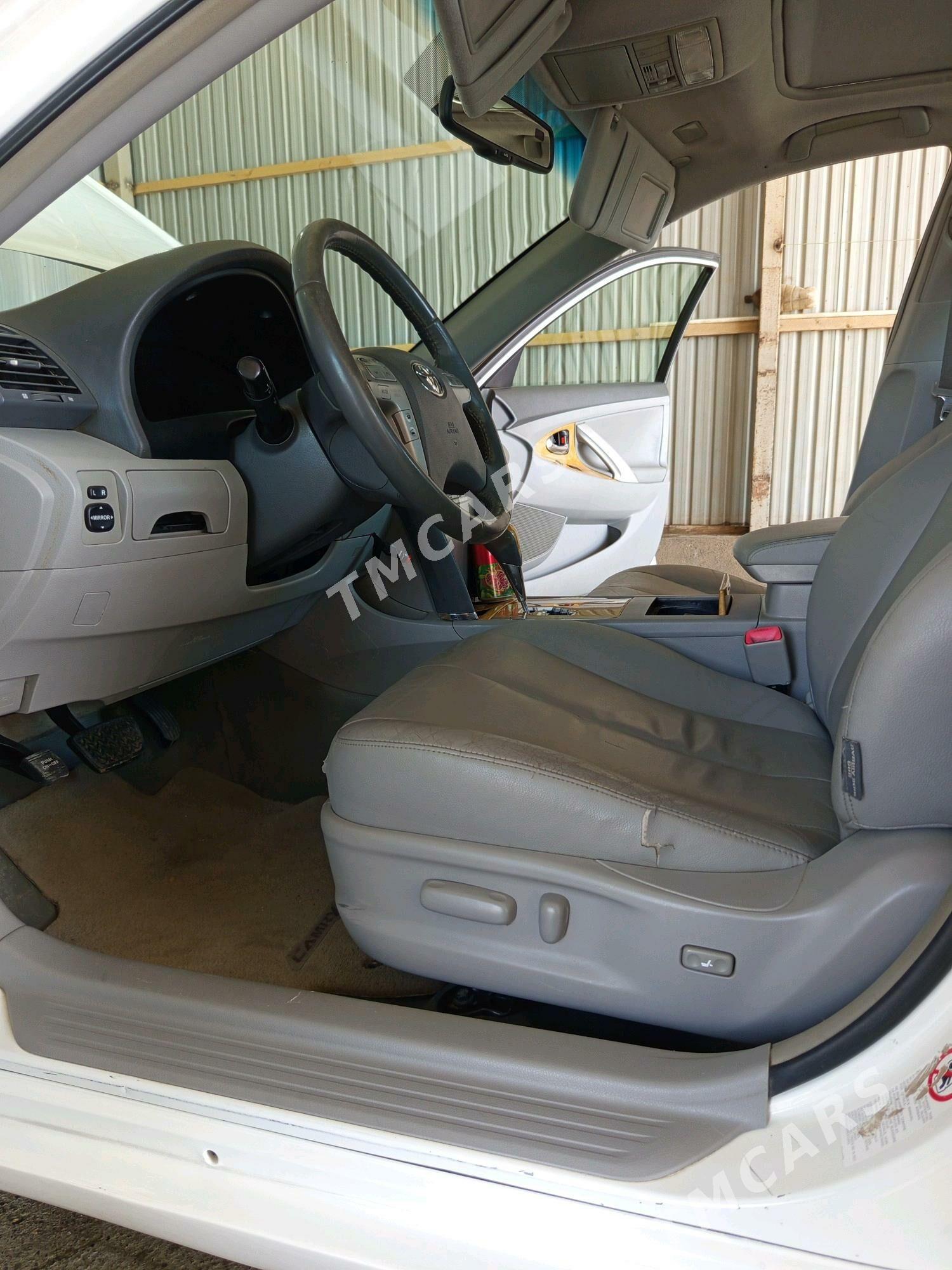 Toyota Camry 2010 - 195 000 TMT - Мургап - img 9