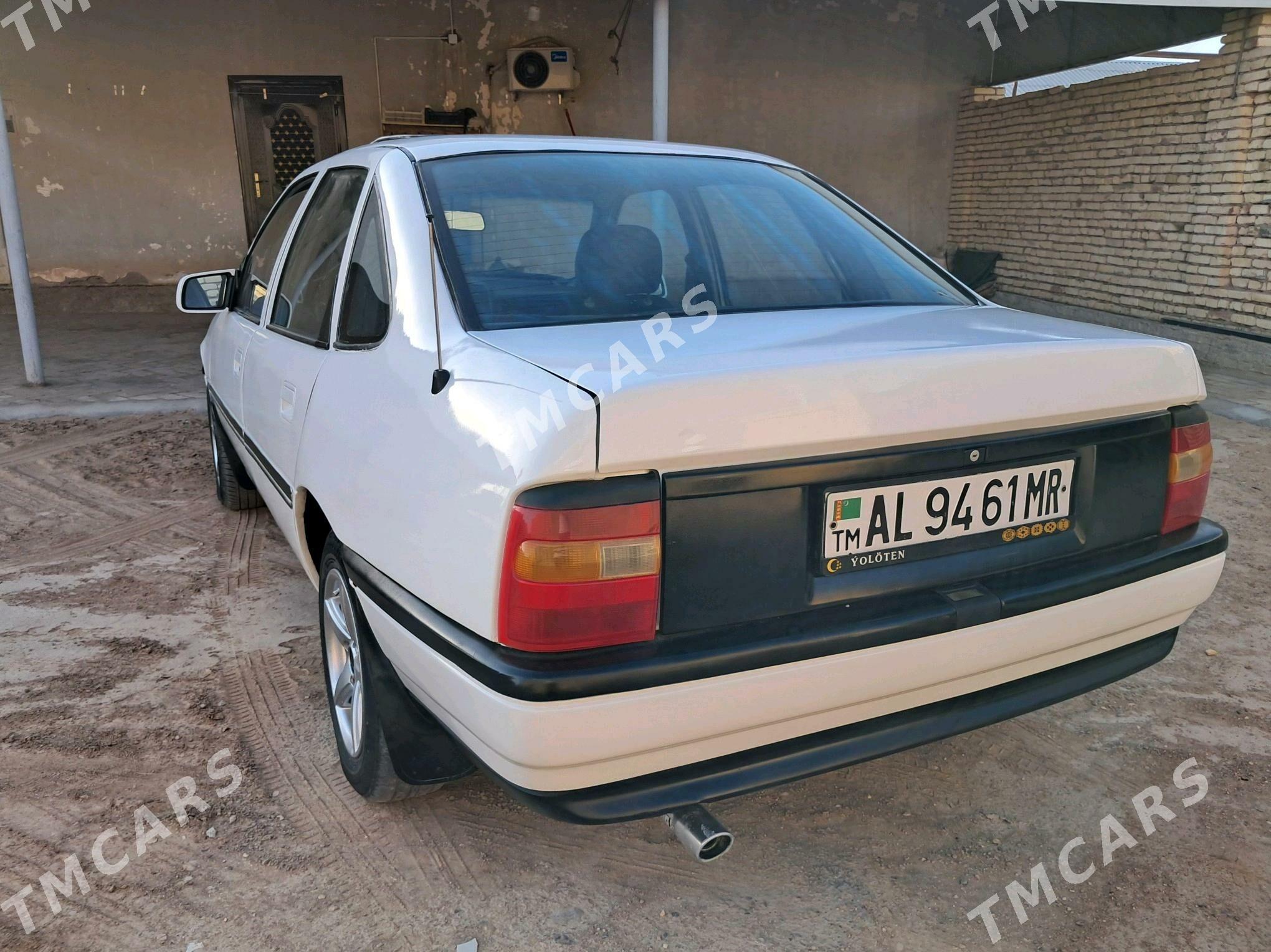 Opel Vectra 1991 - 35 000 TMT - Ёлётен - img 6