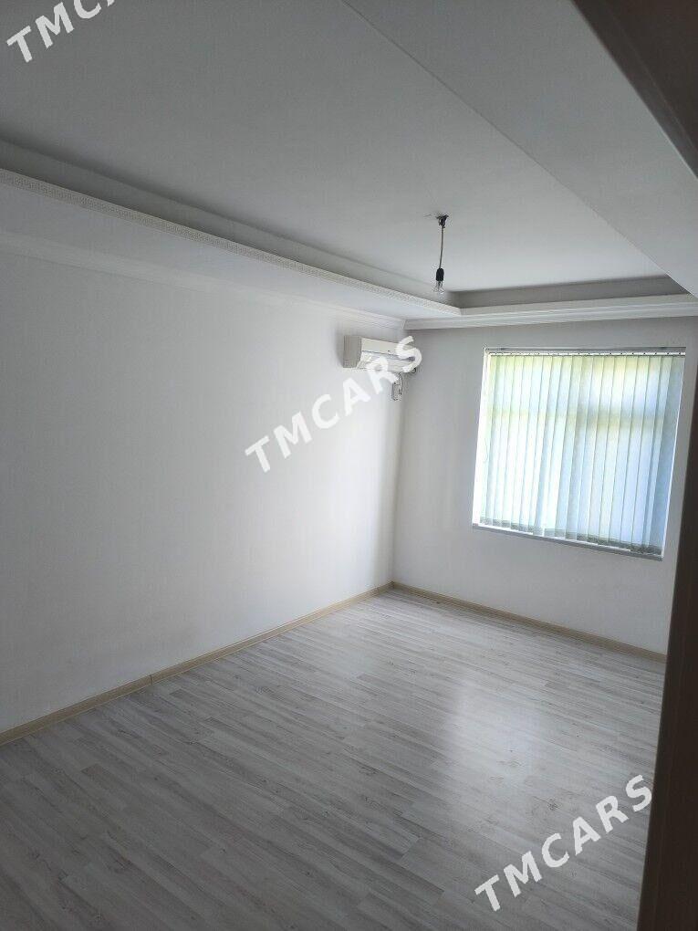 90 Razrez  4 komnot - Aşgabat - img 2