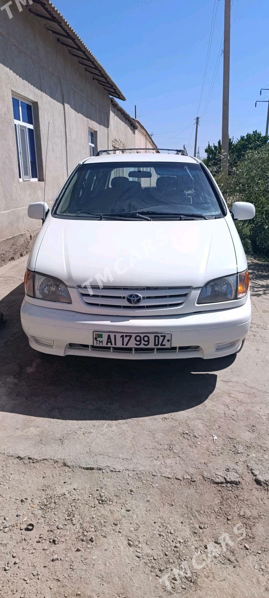 Toyota Sienna 2000 - 135 000 TMT - Болдумсаз - img 2